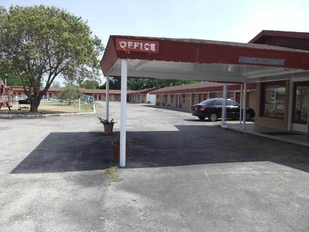 The Hills Motel Junction Εξωτερικό φωτογραφία